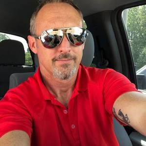 Meet your Posher, Clint